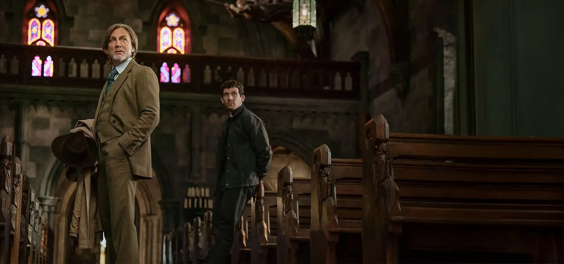 دانلود فیلم بیدار شو مرده : یه معمای جدید از دنیای نایوز آوت 2025 2 دانلود فیلم بیدار شو مرده یه معمای جدید از دنیای نایوز آوت (Wake Up Dead Man: A Knives Out Mystery 2025)